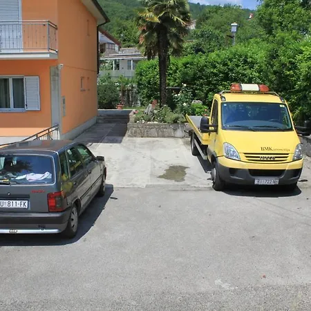 Pobri 7918b * Opatija